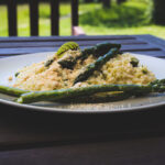 wiosenne risotto z zielonymi szparagami