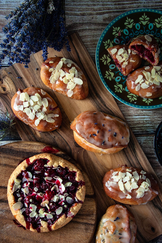 wegańskie wiśnianki i jagodzianki